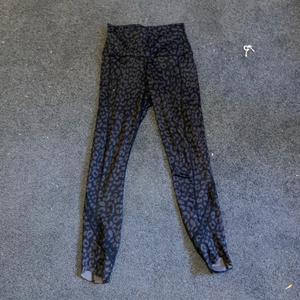 Black Cheetah Print Small Leggings Athletic Material
